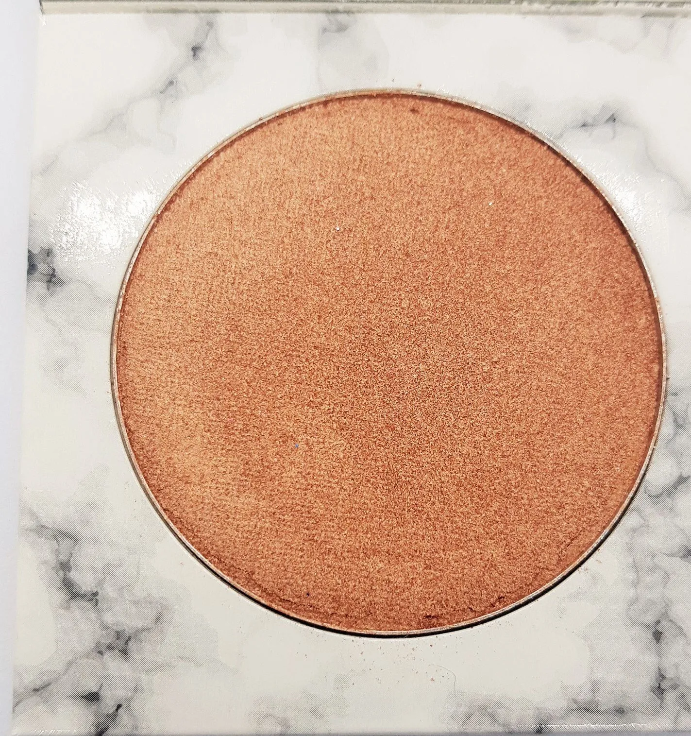 Beau Bakers Soft Shimmer Highlighter Powder
