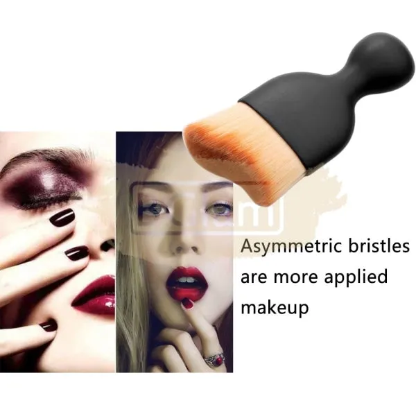 Contouring Makeup Brush