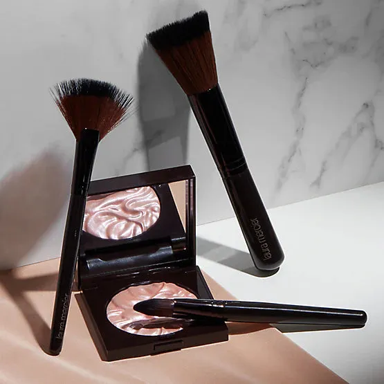 Laura Mercier Face Illuminator Highlighting Powder